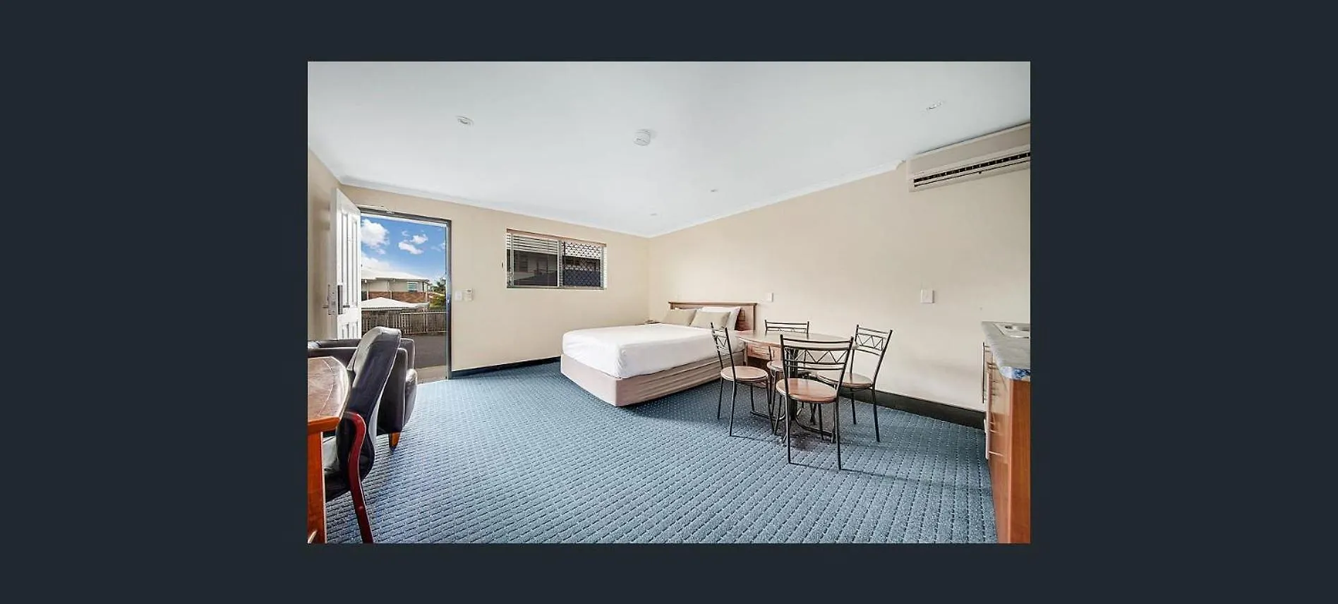 Апарт-отель Gladstone Capricorn Apartments