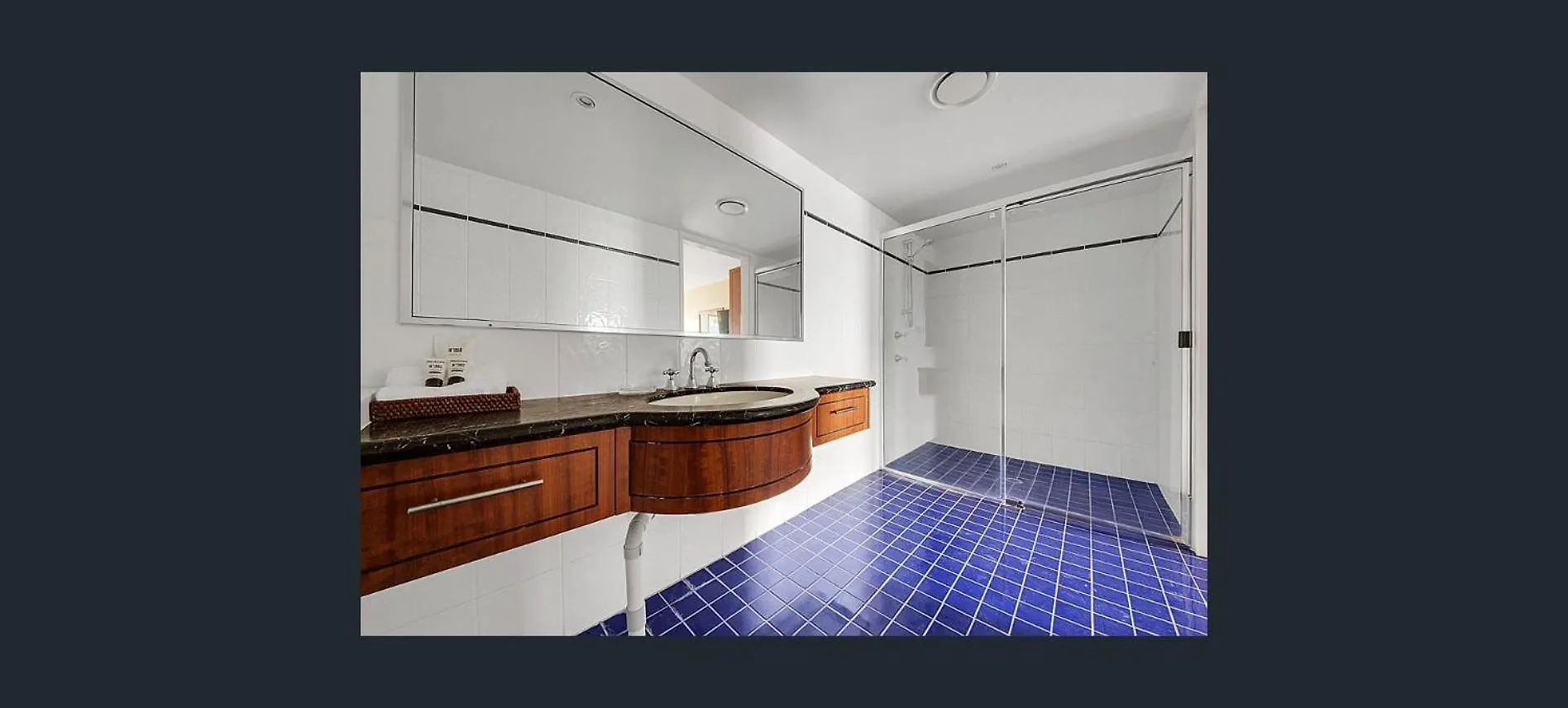 Gladstone Capricorn Apartments Апарт-отель